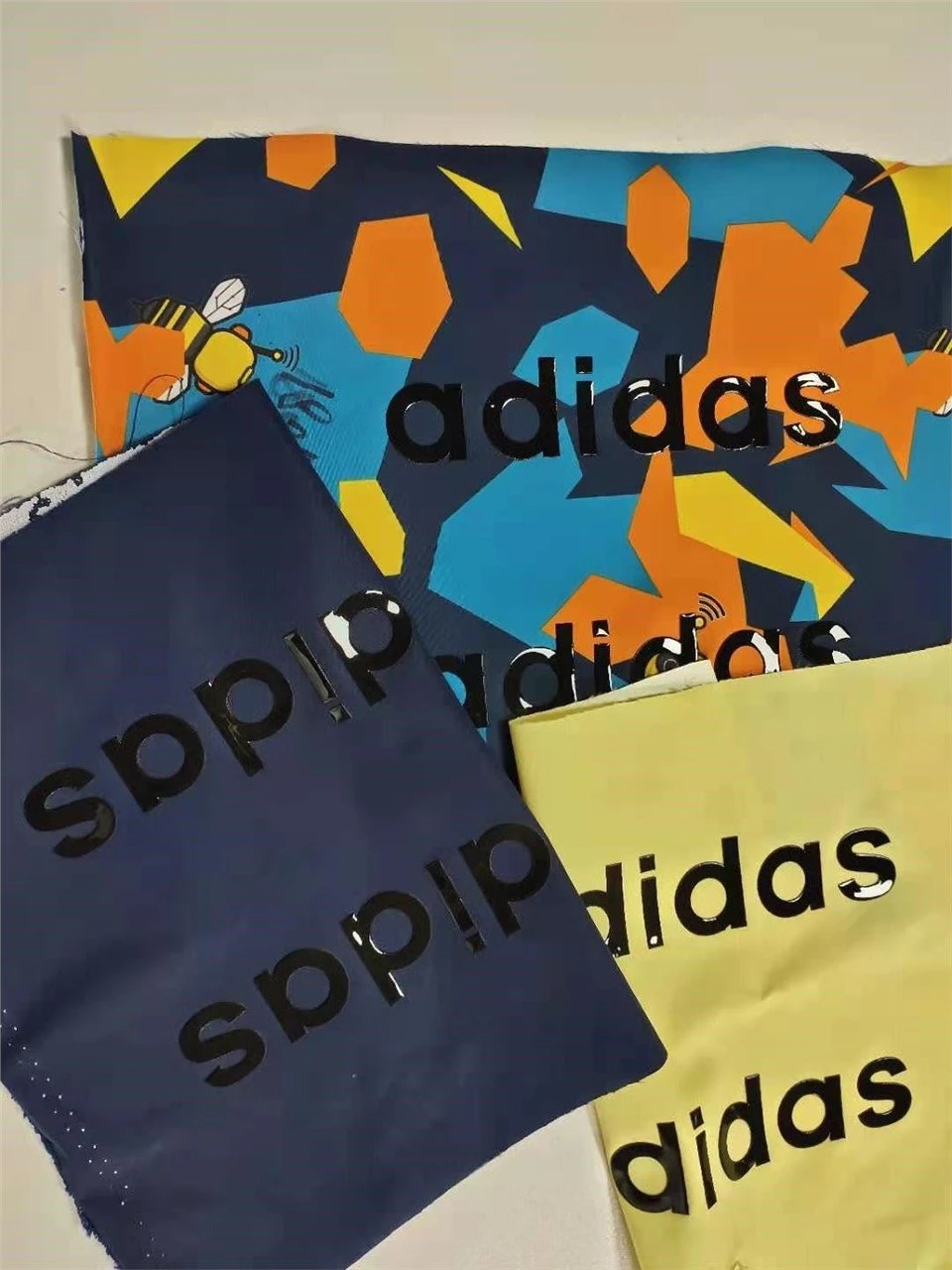 Silkkipainatusmaali kankaalle