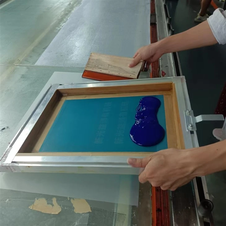 Silkkipainotarvikkeet